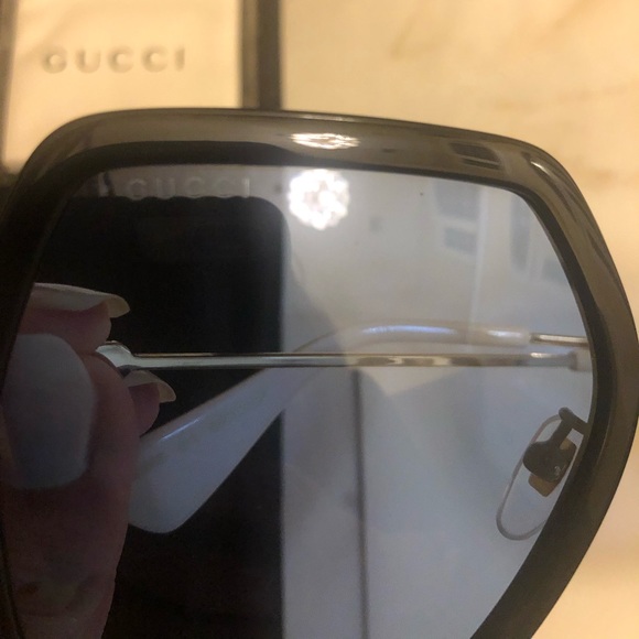 🔥NEW LUXURY GUCCI OVERSIZED SUNGLASSES 🔥 - Picture 8 of 14